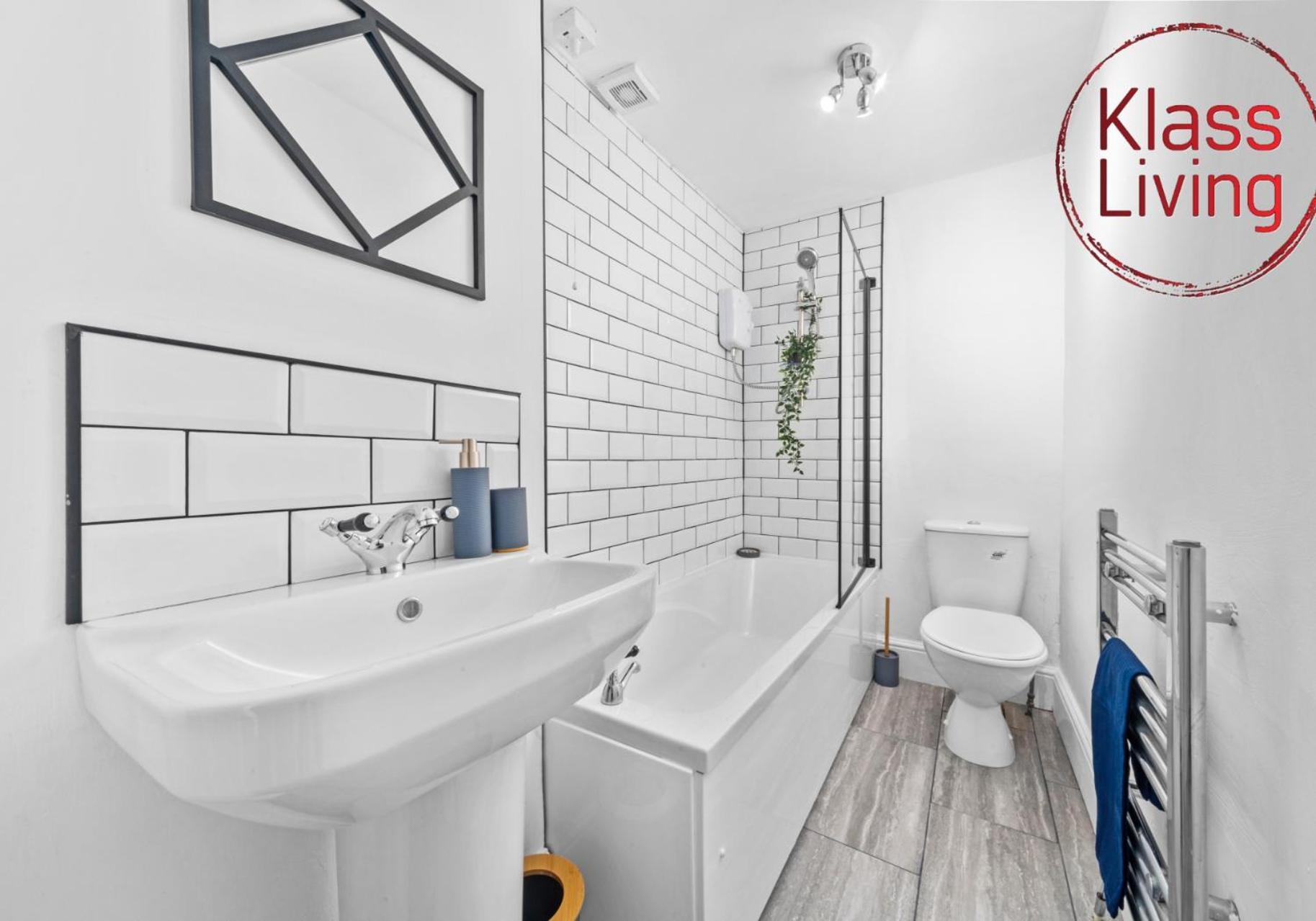 Garturk Apartment By Klass Living コートブリッジ エクステリア 写真
